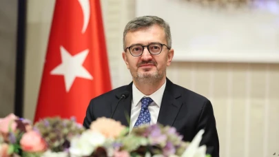 Duran: Kamu diplomasisi iletişimin silah gibi kullanıldığı bir çağda çok kritik