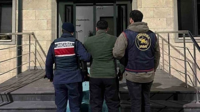 Çanakkale’de farklı suçlardan aranan 5 şüpheli tutuklandı