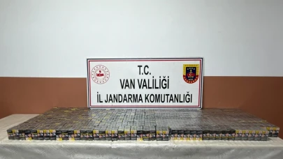 Başkale’de bin 540 paket gümrük kaçağı sigara ele geçirildi