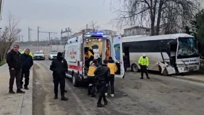 İşçi servisleri çarpıştı: 19 yaralı
