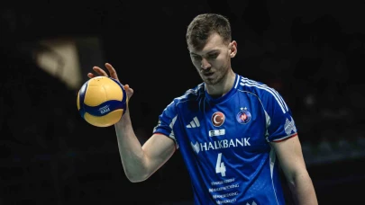 Efeler Ligi: Galatasaray: 3 - Halkbank: 0