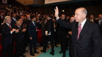 Erdoğan: Muhalefet bir avuç rant şebekesinin gündemine hapsoldu