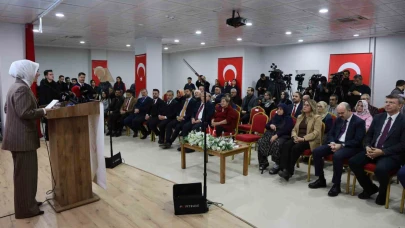 Bakan Göktaş "Yaşlılara yönelik hizmetleri bütüncül bir yaklaşımla sürdürüyoruz"