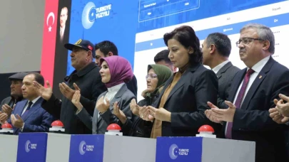 Bakan Göktaş: "Vatandaşlarımızın ev sahibi olma hayalini  "Yüzyılın Konut Projesi" ile gerçek kılıyoruz"