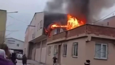 Bursa’da çatı yangını paniği