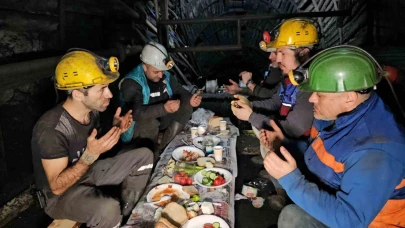 Madencilerin yerin 120 metre altında ilk sahur heyecanı