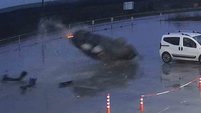 Otomobilin 60 metre boyunca defalarca takla attığı kaza kamerada