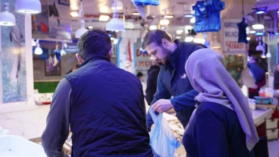 Sakarya’da sezonun son balıkları vatandaşla buluşuyor