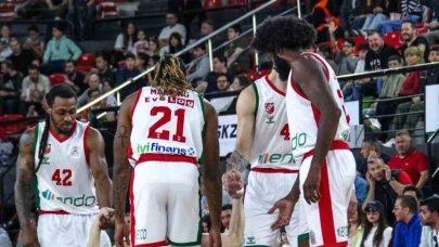 Karşıyaka Basketbol, Beşiktaş deplasmanında