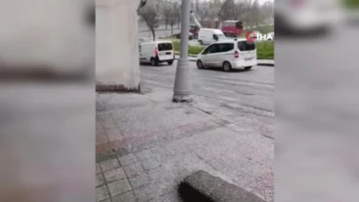 İstanbul’da dolu ve sağanak yağış etkili oldu