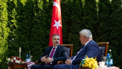 Dışişleri Bakanı Fidan Kiev’de Ukraynalı mevkidaşı Sibiha ile görüştü