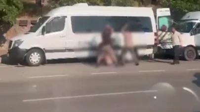 Cadde ortasında dehşet anları: Demir sopalarla darp ettiler