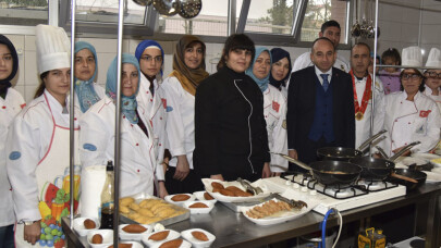 Üzülmez, KAR-MEK Mutfağı’nda