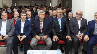 Karaosmanoğlu, 'Fırsatlar artıkça fedakârlıklar azalmamalıdır'