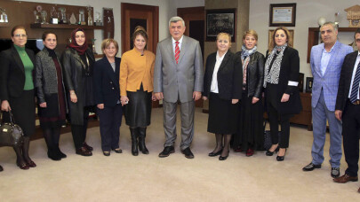 'Şehit ailelerimiz milletimize emanet'