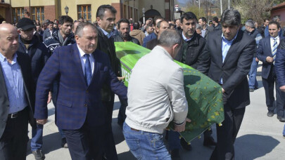 Bolu AK Parti, Kemal Öztürk'ü yanlız bırakmadı