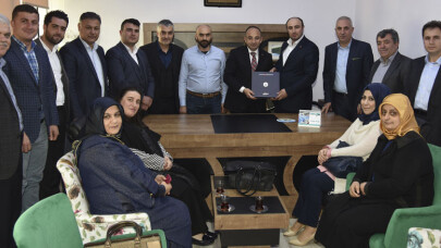 Üzülmez’den Artvinliler Derneği’ne Ziyaret