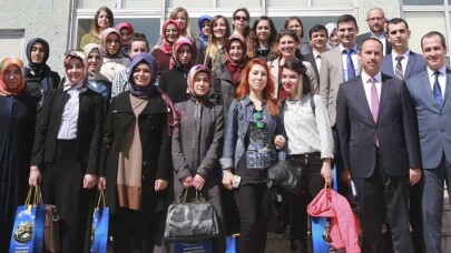 Aday Öğretmenler Adapazarı Belediyesi’ni tanıdı