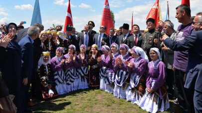 19 Mayıs Hendek’te coşku ile kutlandı