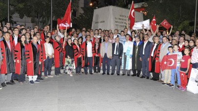 GTÜ Demokrasi İçin Meydanda