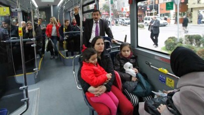 Kocaeli'nde kabristanlara ücretsiz otobüs kaldırılacak