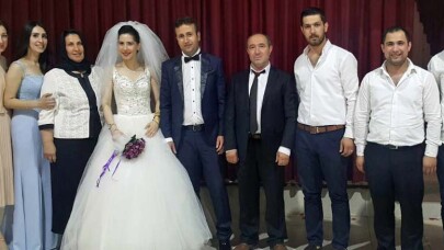 Handan ve Özcan’dan Mutluluk İmzası