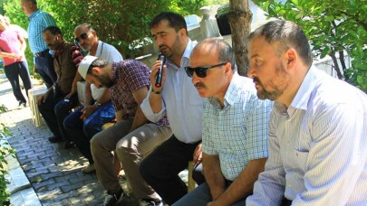 Deprem şehitleri Kocaeli'nde dualarla anıldı