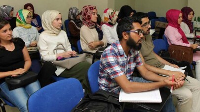 Yabancı Dil Okulu’nda Arapça eğitimi yazın da devam ediyor