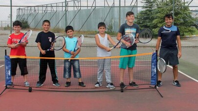 Tenis, Spor Okulları’nın vazgeçilmezi