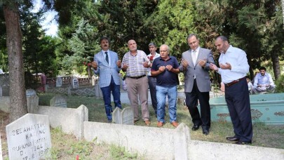 17 Ağustos Şehitleri 17. Yılında Serdivan'da Dualarla Anıldı