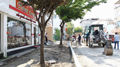 Ankara Caddesi’nde Dönüşüm Sürüyor