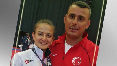 Büşra Tosun, Premier Leauge İçin Hamburg’da 