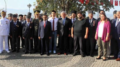 Başkan Karaosmanoğlu, Gaziler Günü törenine katıldı