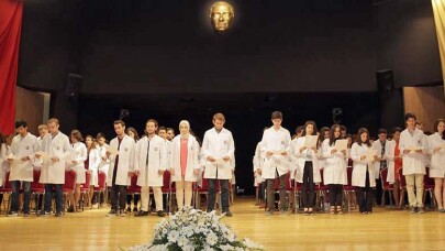 Trakya Üniversitesi'nde Beyaz Önlük Töreni düzenlendi