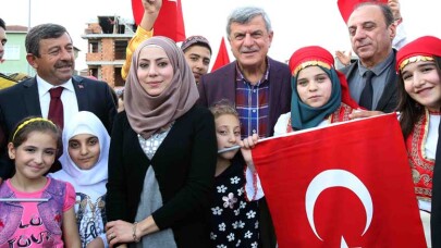 'Bizleri iki defa kurtardınız; Birincisi ölümden ikincisi cehaletten'