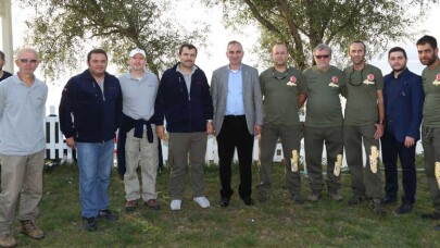 Sazan Balığı Tutma Yarışması Sapanca'da başladı