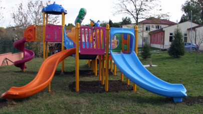 Kocaeli Büyükşehir’den engelli çocuklara park