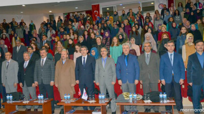 ÇOMÜ’de “Vefa Günleri Mehmet Akif Ersoy’un Hayatı” Konulu Konferans Düzenlendi