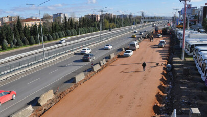 D-100 Karayolu’nda yan yol çalışmaları devam ediyor