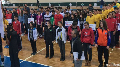 Hendek'te Hentbol heyecanı başladı