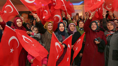 'Kadın toplum hayatının önemli bir parçasıdır'