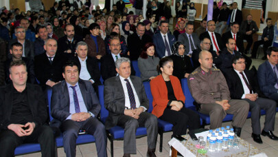 Söğütlü bir Ağızdan İstiklal Marşını Okudu