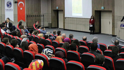 SAÜ'de Hukukta Sorumluluğa Güncel Yaklaşım konferansı düzenlendi