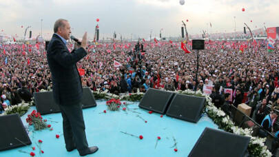 'Ana muhalefet partisi, ya kafayı değiştirecek ya da siyaset müzesine kalkacak'