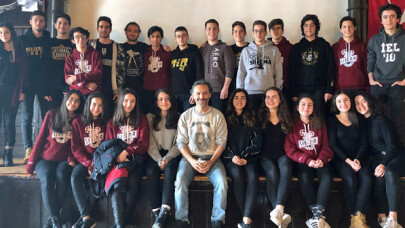 Bülent Çolak, İstanbul Erkek Lisesi Sinema Kulübü öğrencileriyle bir araya geldi