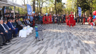 Sultan 2. Murat Parkı'na muhteşem açılış