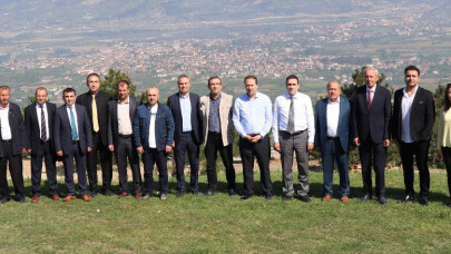 Geyve Seyir terası hizmete açıldı