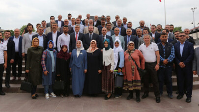 AK Parti Sakarya adayları sahaya indi