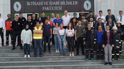 Yalova Üniversitesi’nde Yangın ve Acil Durum Tatbikatı Yapıldı