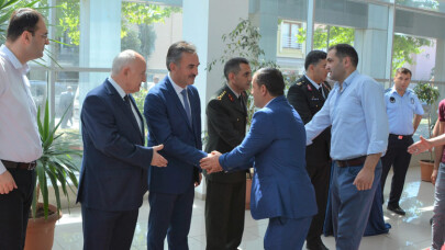 Gemlik’te Protokol Halkla Kucaklaştı